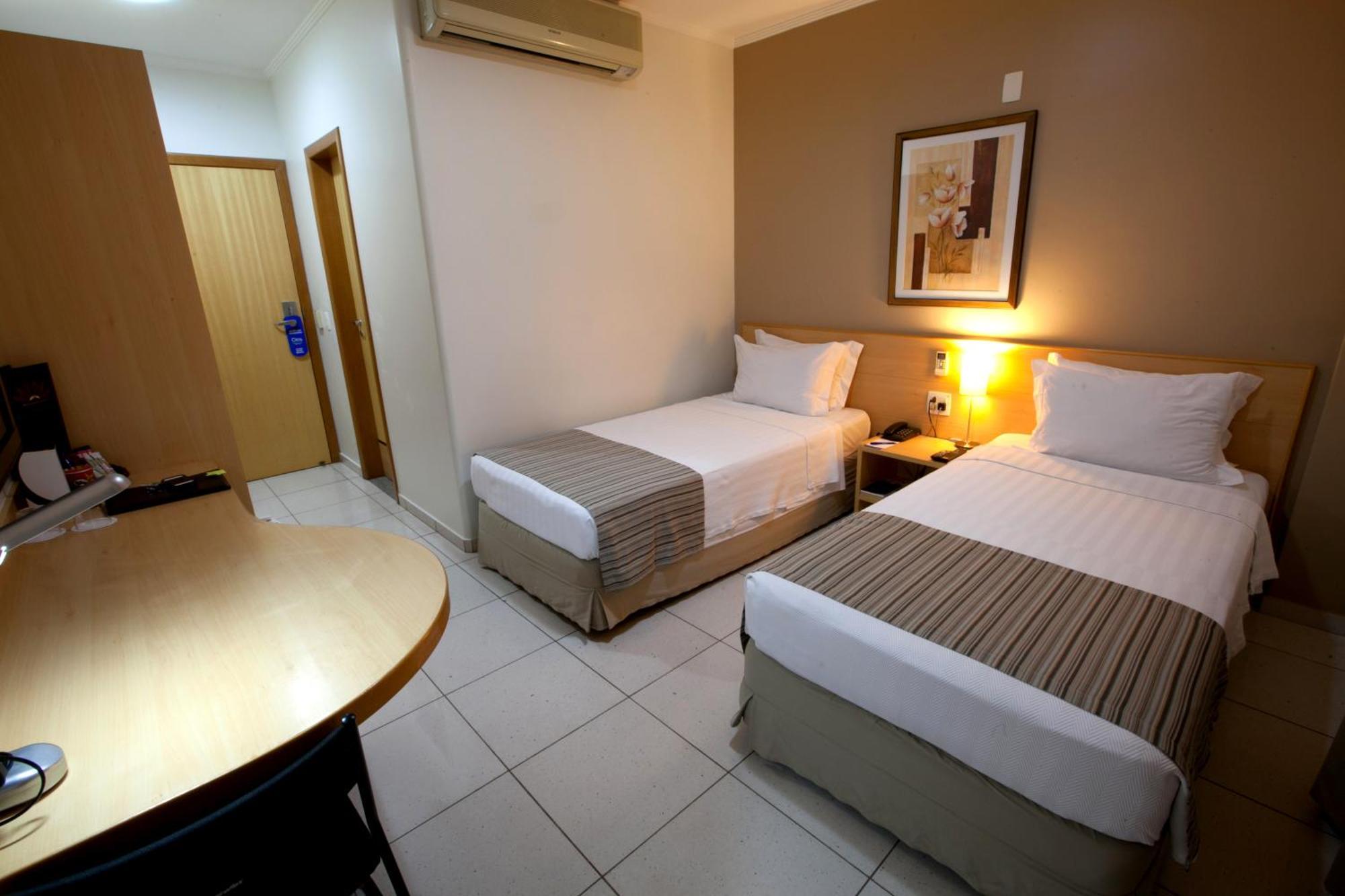 Oitis Hotel Гояния Номер фото